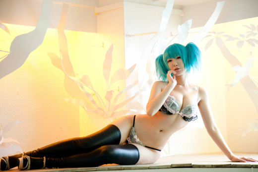 994722 (a): :2550x1700